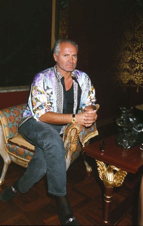 versace italian fashion designer|when did gianni versace found.